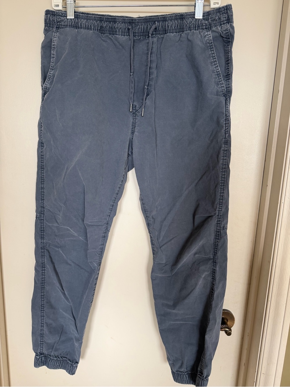American Eagle Flex Men’s Blue Jogger Pants Size M